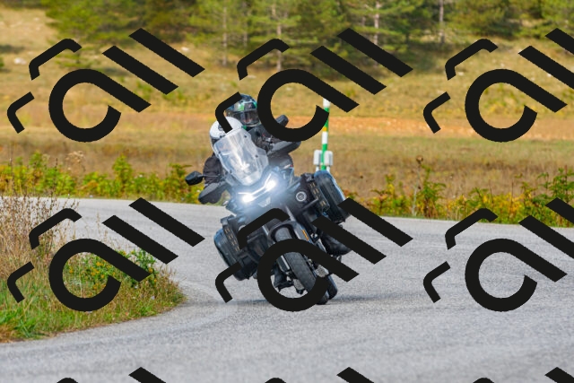 20250907105801_-R021706_r2