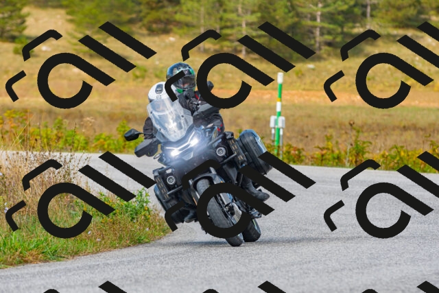 20250907105801_-R021707_r2