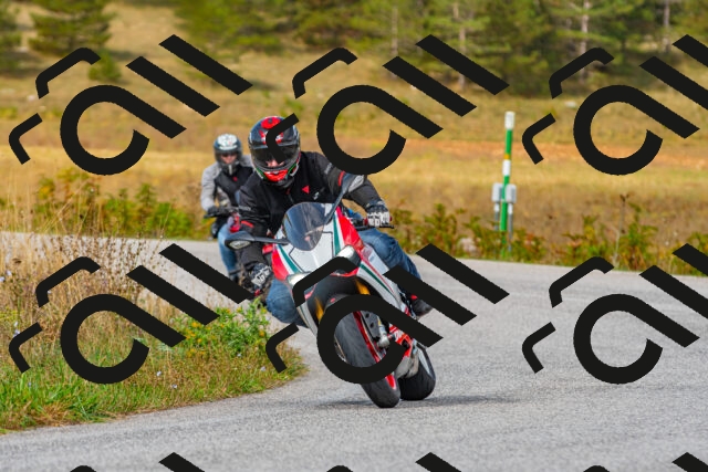 20250907110022_-R021745_r2