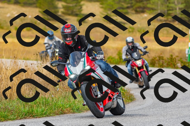 20250907110022_-R021746_r2