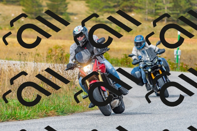 20250907110023_-R021749_r2