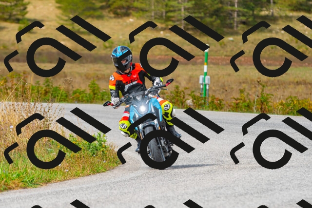 20250907110430_-R021759_r2