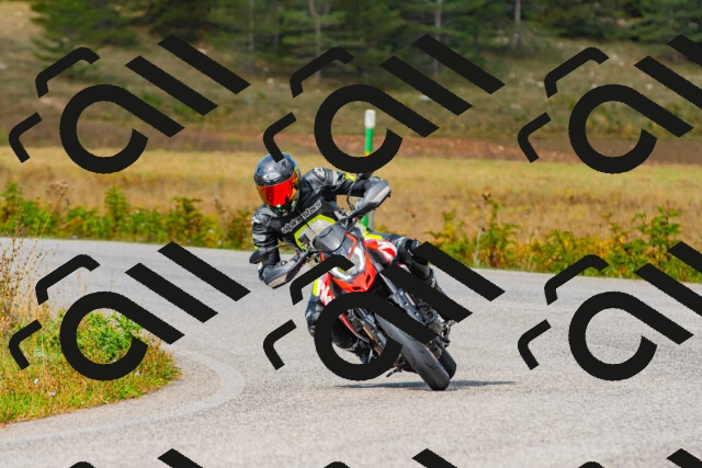 20250907110521_-R021775_r2