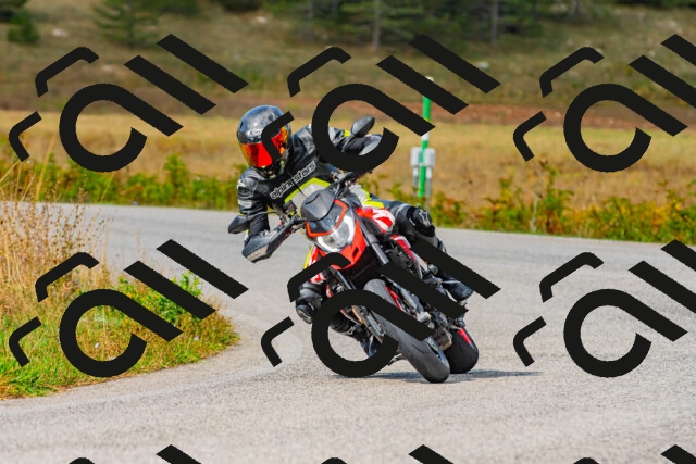 20250907110522_-R021776_r2