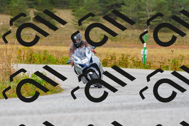 20250907111824_-R021849_r2