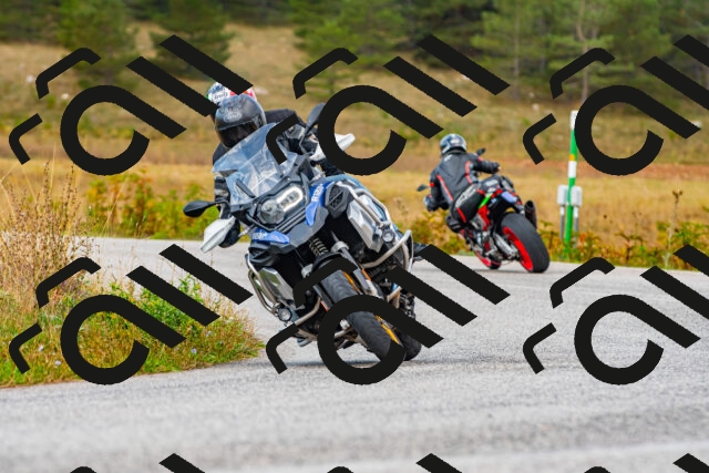 20250907111919_-R021859_r2