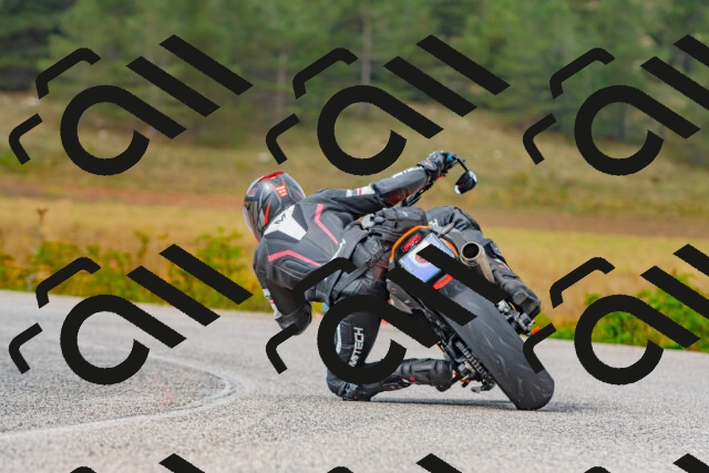 20250907113159_-R022070_r2