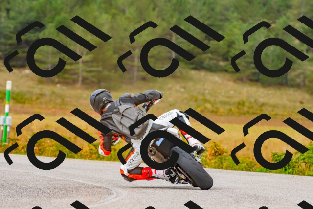 20250907113208_-R022075_r2