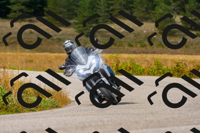 20250907114722_-R022319_r2