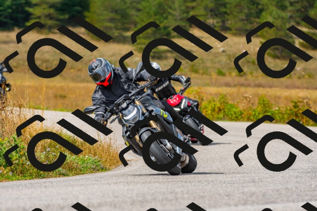 20250907114826_-R022328_r2