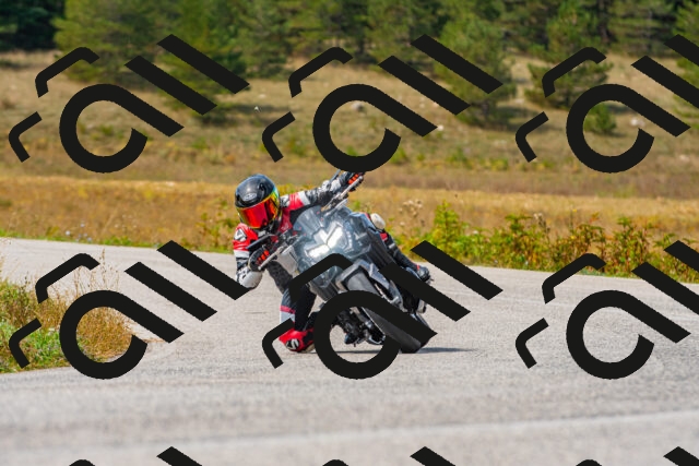 20250907120323_-R022575_r2