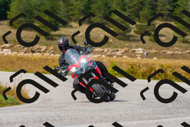 20250907120840_-R022669_r2