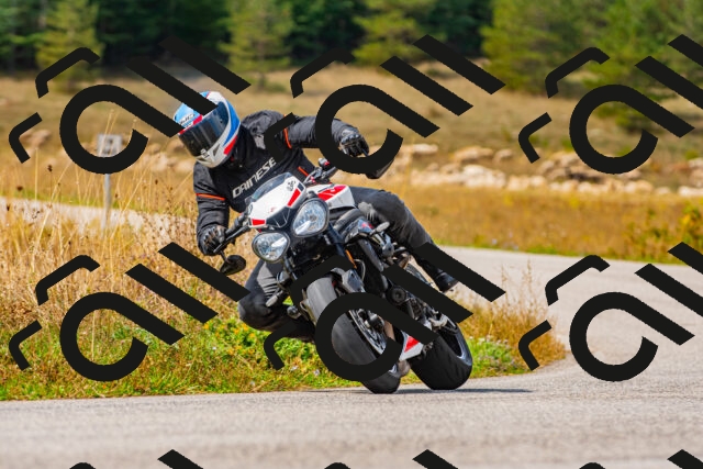 20250907120842_-R022676_r2