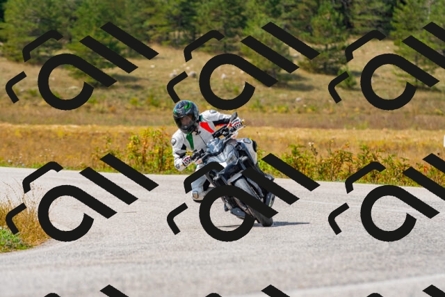 20250907124043_-R022871_r2