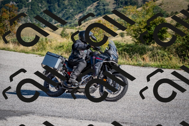 202509131009-DSC_3859_c2