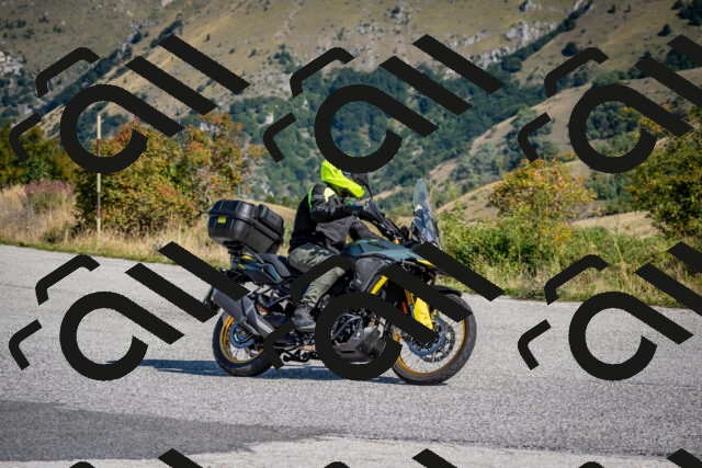 202509131042-DSC_3890_c2