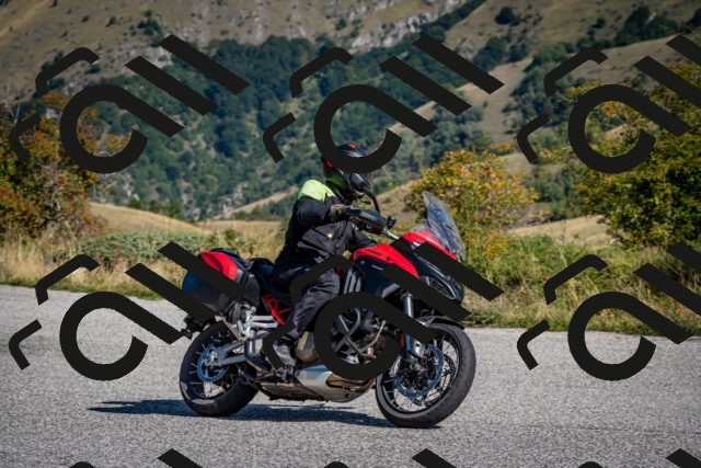 202509131043-DSC_3897_c2