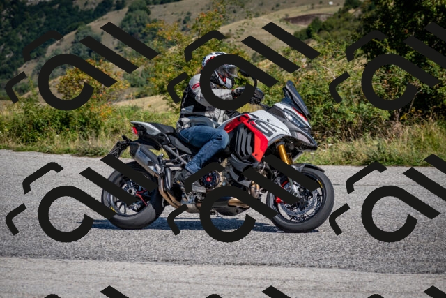 202509131131-DSC_4128_c2