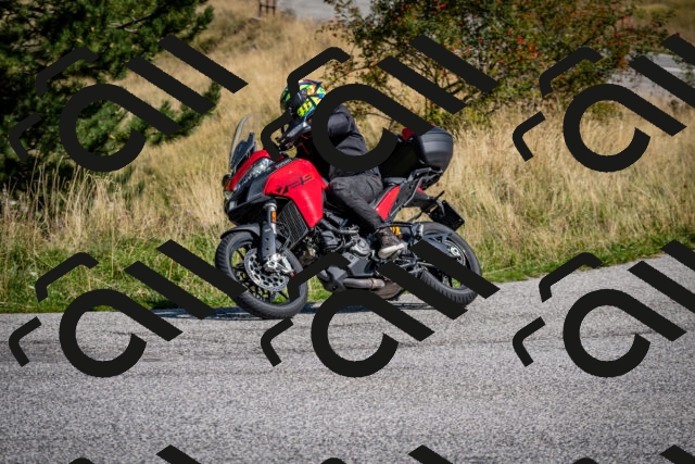 202509131143-DSC_4171_c2