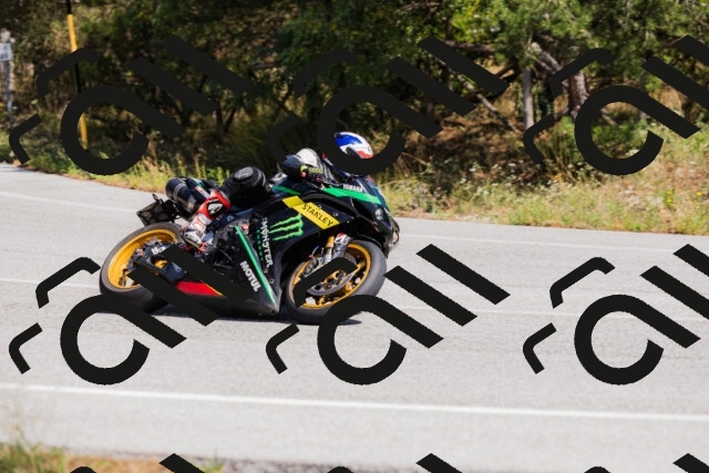 202509131310-_04A8176_c3