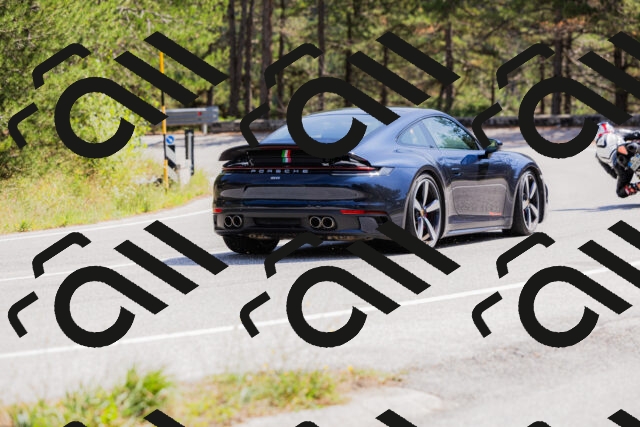 202509131310-_04A8180_c3