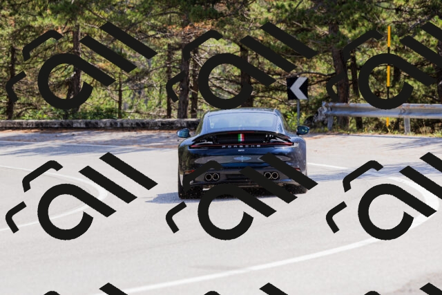 202509131310-_04A8182_c3