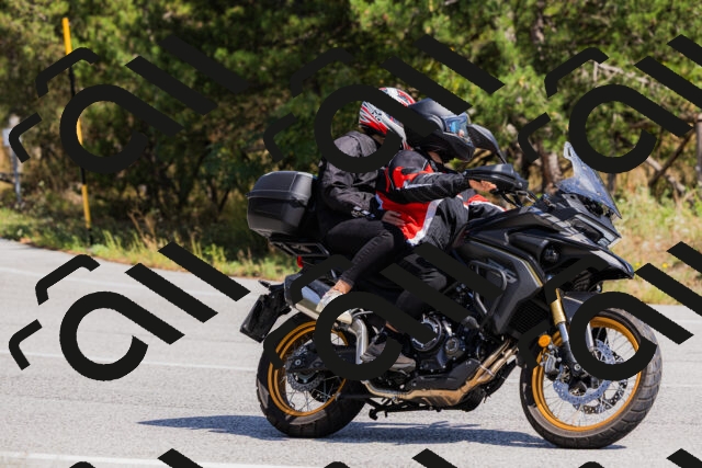 202509131312-_04A8204_c3