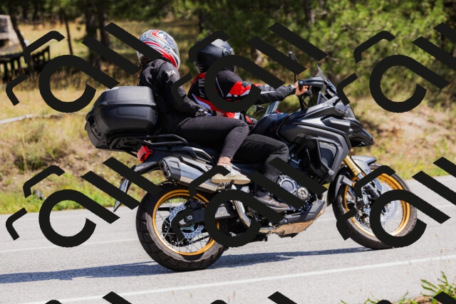 202509131312-_04A8206_c3