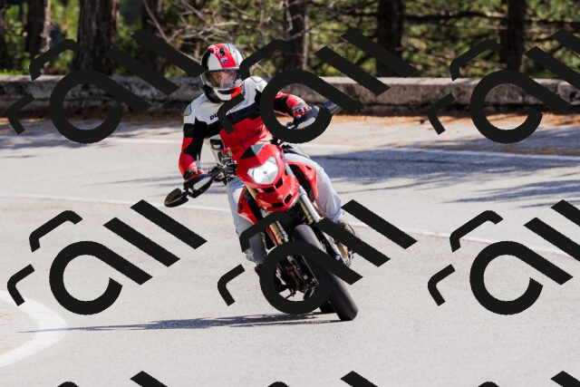 202509131313-_04A8207_c3