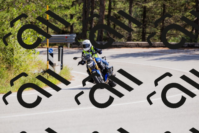 202509131322-_04A8292_c3