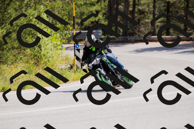 202509131323-_04A8314_c3