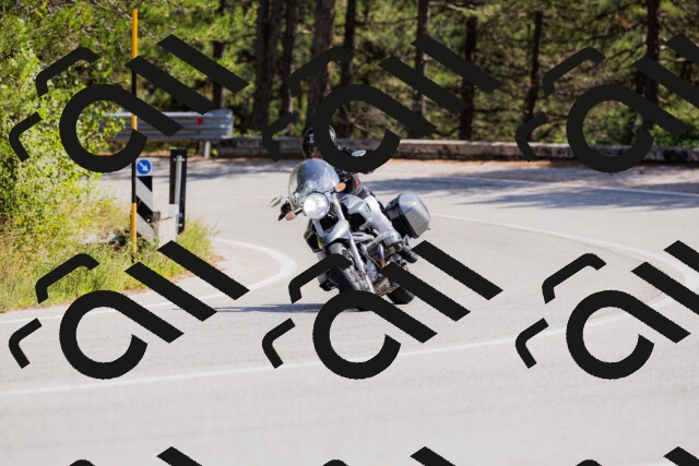 202509131330-_04A8387_c3