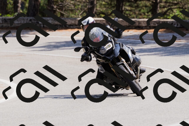 202509131332-_04A8429_c3