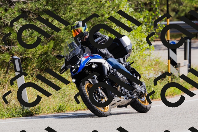 202509131335-_04A8468_c3