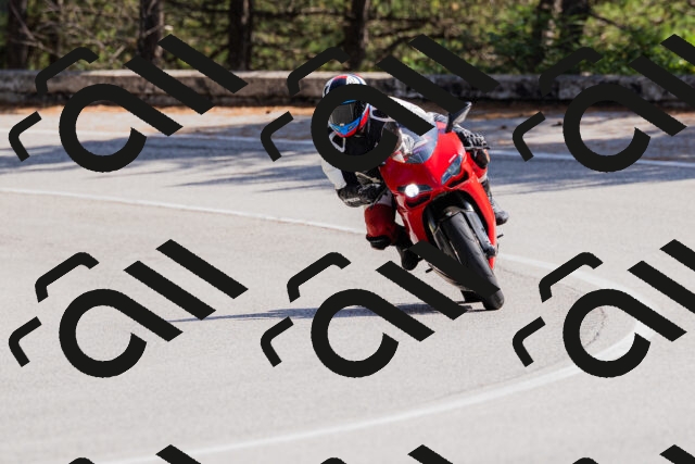 202509131340-_04A8495_c3