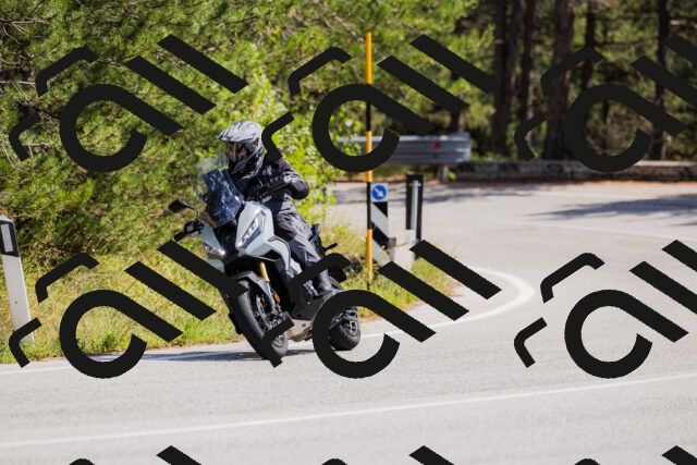 202509131342-_04A8510_c3