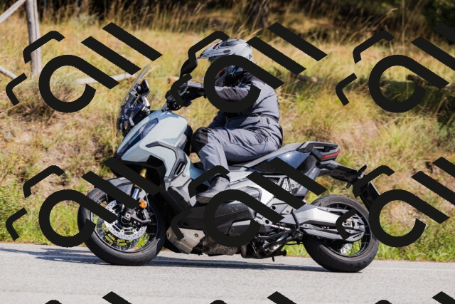 202509131342-_04A8513_c3