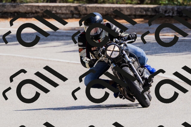 202509131343-_04A8518_c3