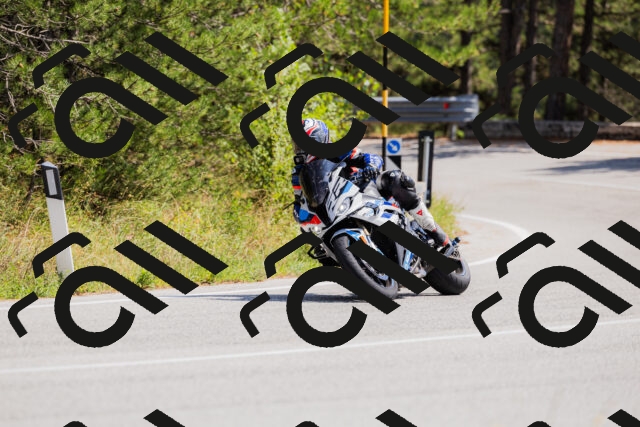 202509131343-_04A8546_c3