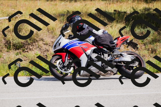 202509131344-_04A8570_c3