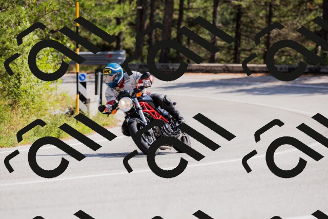 202509131347-_04A8580_c3