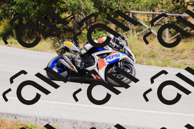 202509131352-_04A8606_c3