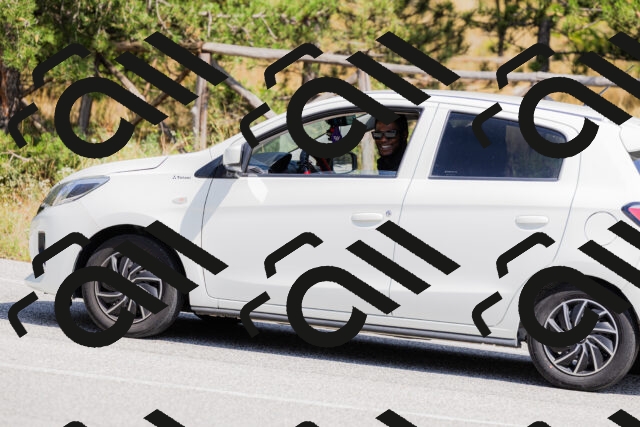 202509131353-_04A8614_c3