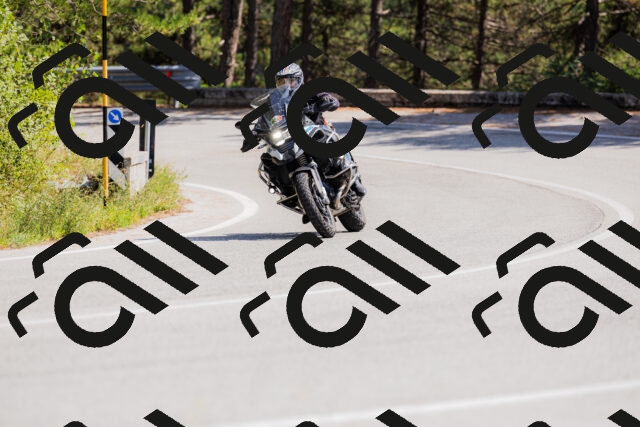 202509131357-_04A8676_c3