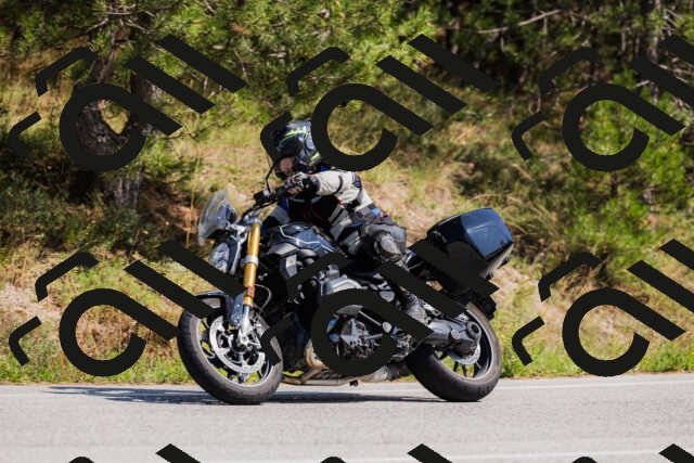 202509131403-_04A8721_c3