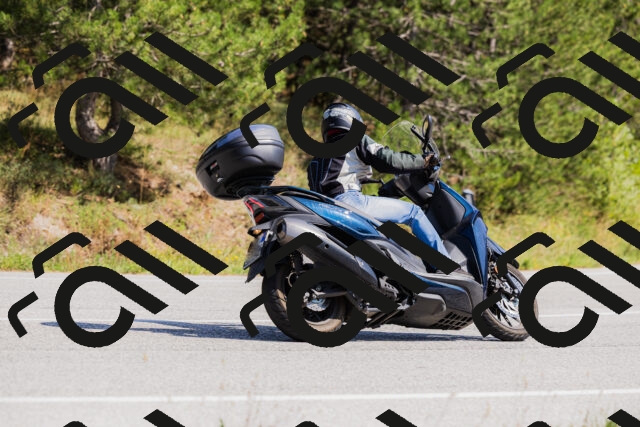 202509131412-_04A8794_c3