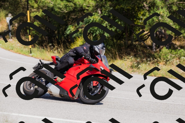 202509131422-_04A8858_c3