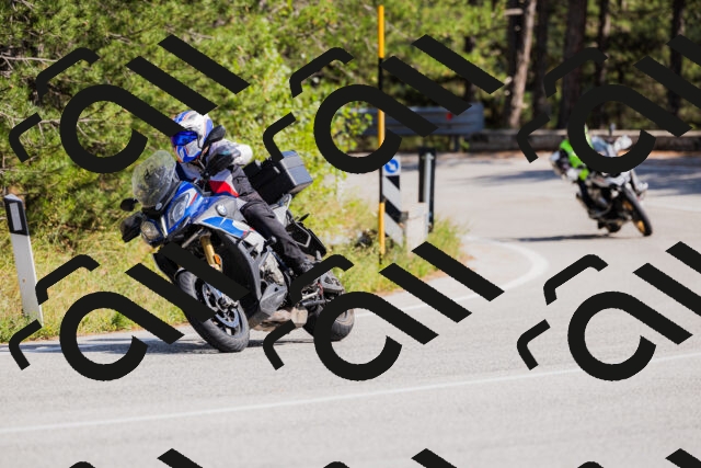 202509131428-_04A8881_c3