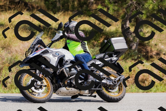 202509131428-_04A8885_c3