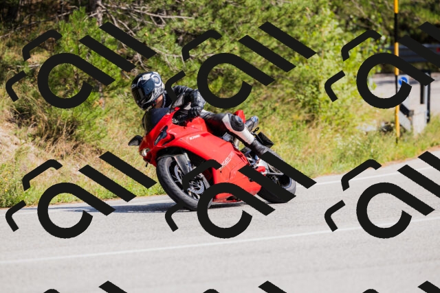 202509131434-_04A8972_c3